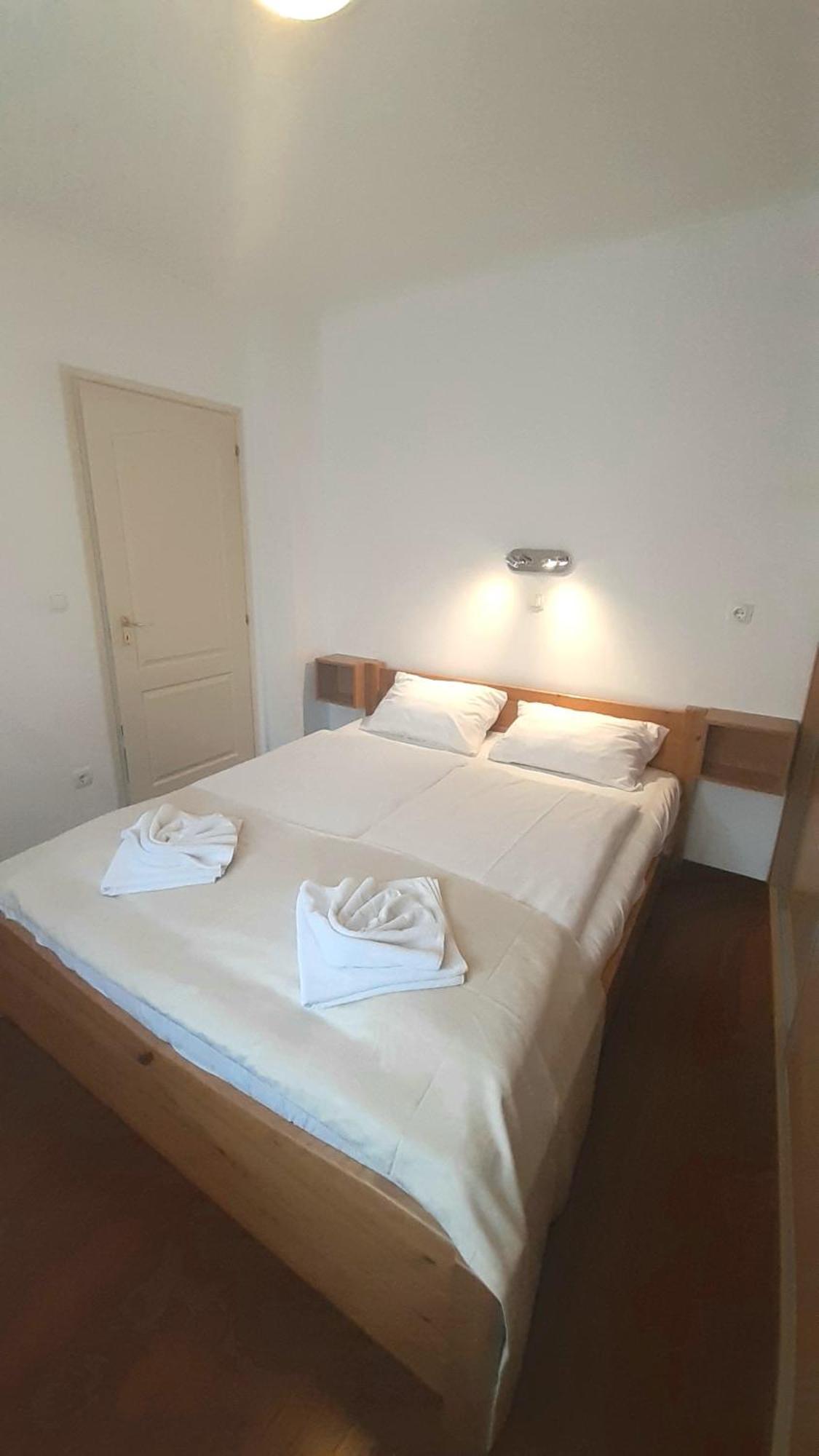 Mary Apartmanhaz Hévíz Exterior foto