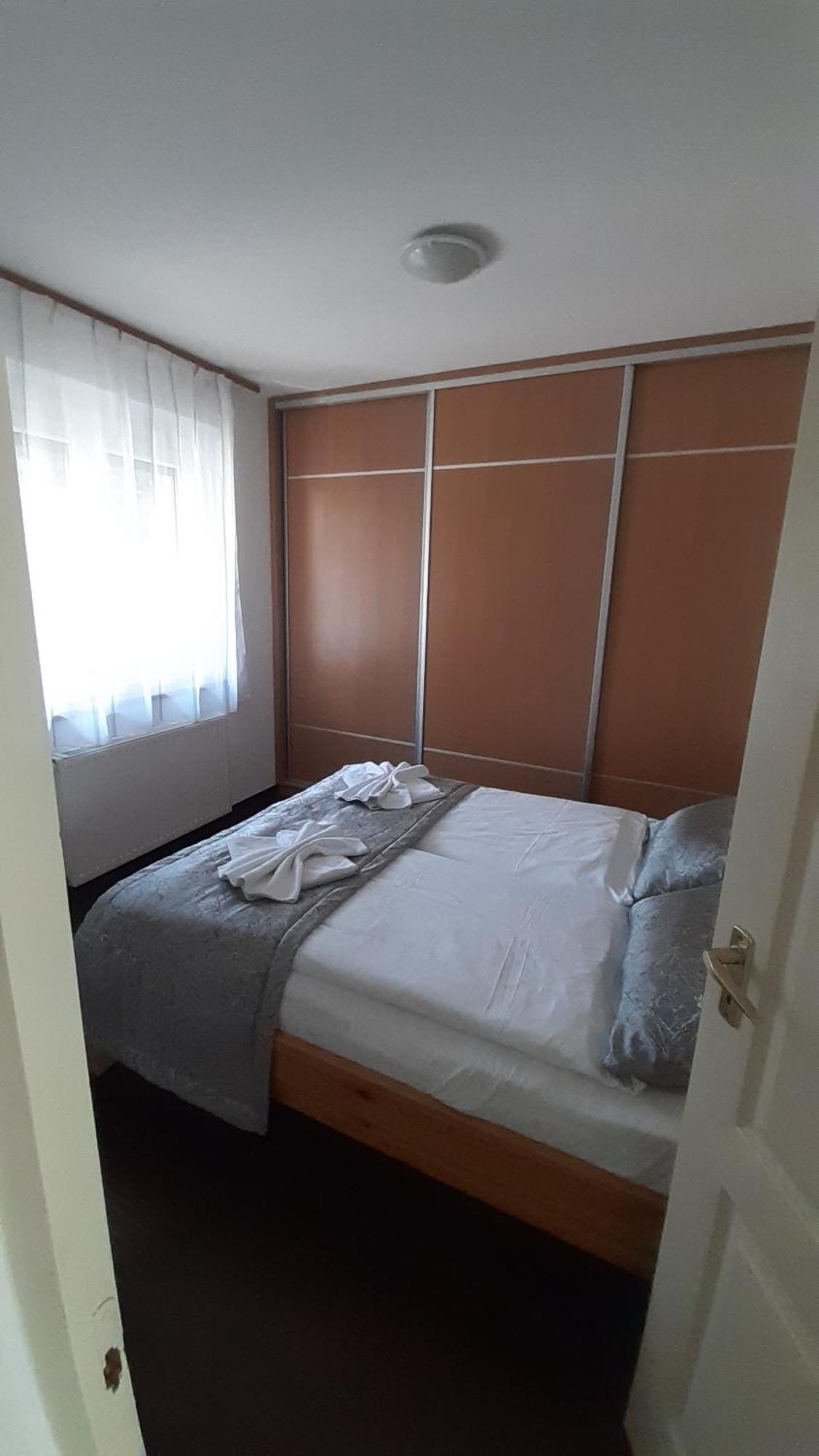 Mary Apartmanhaz Hévíz Exterior foto