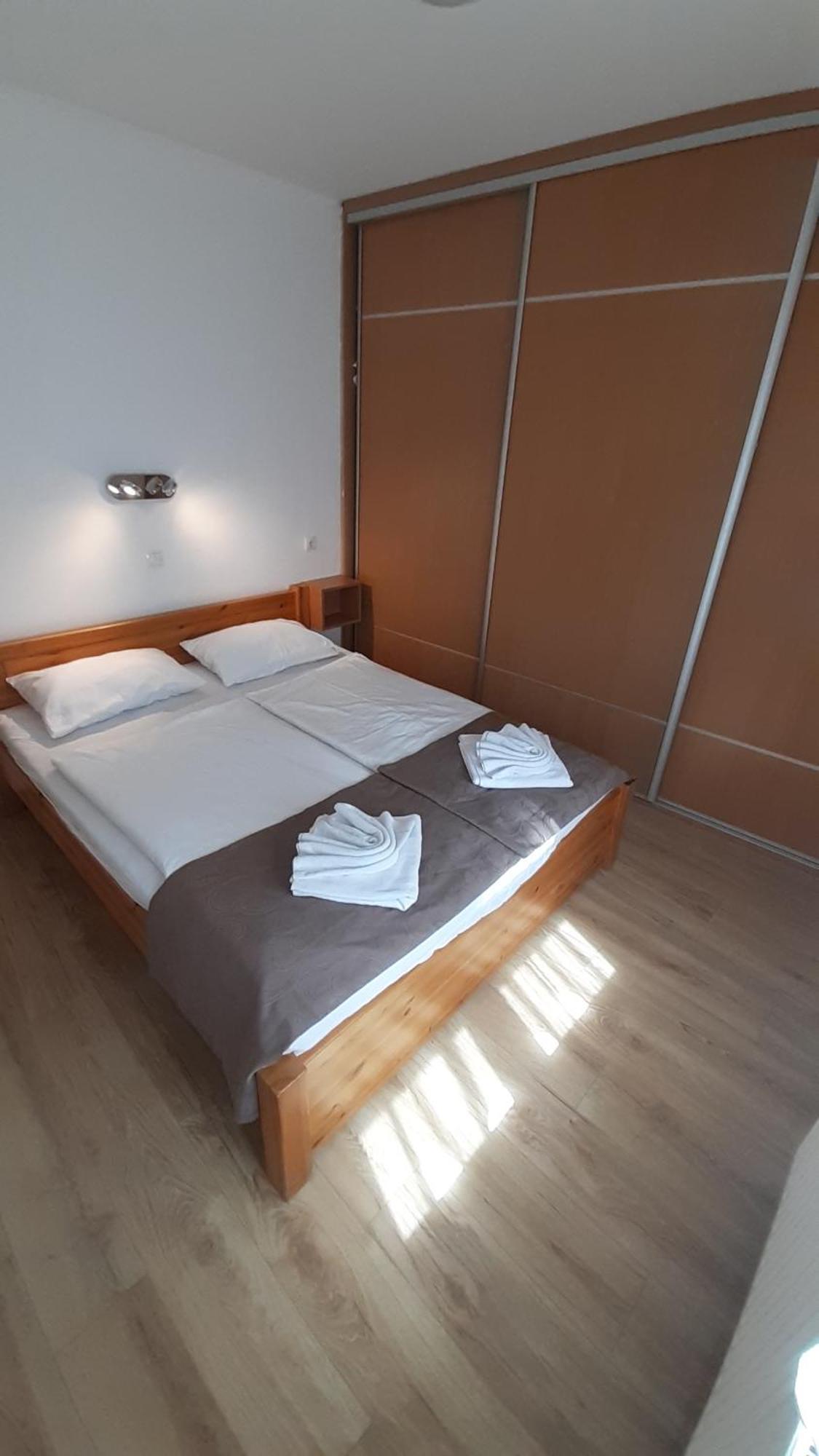 Mary Apartmanhaz Hévíz Exterior foto